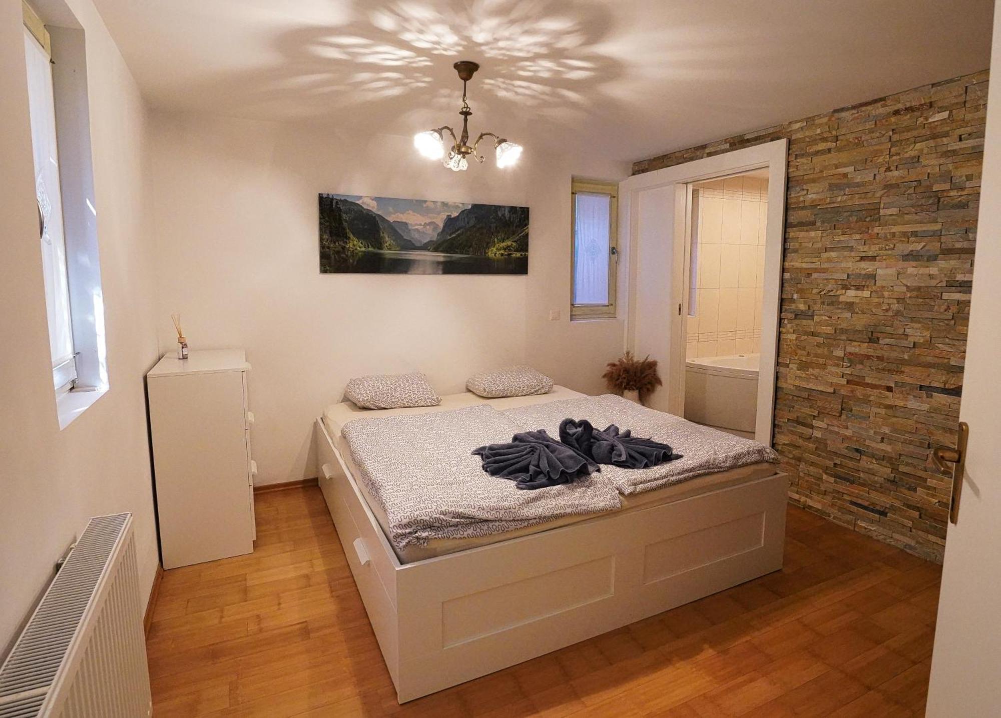 Apartment Mojstrovka With Terrace In City Center Kranjska Gora Exterior photo
