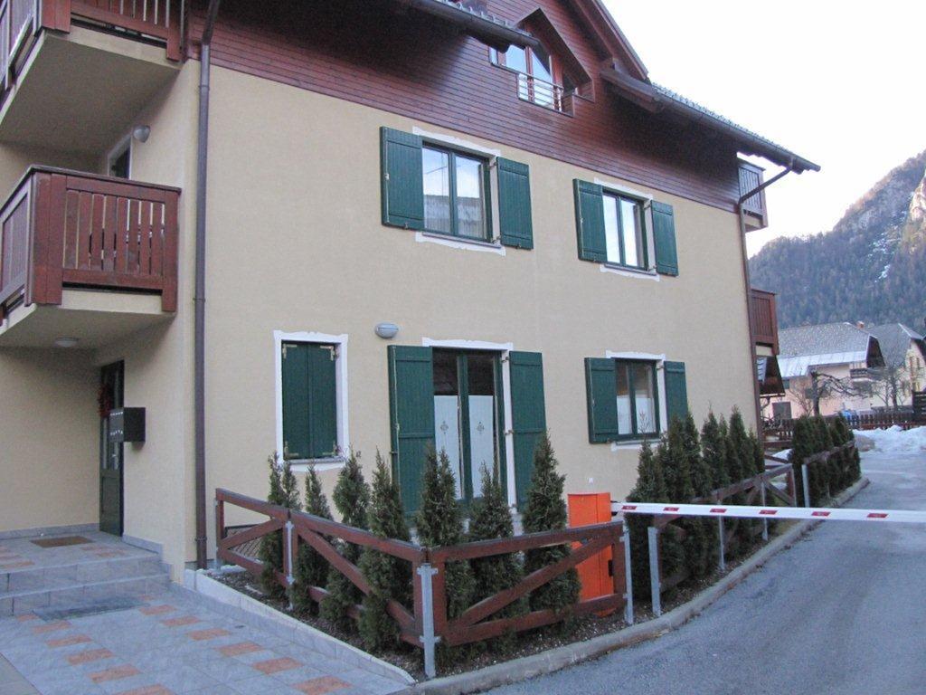 Apartment Mojstrovka With Terrace In City Center Kranjska Gora Room photo